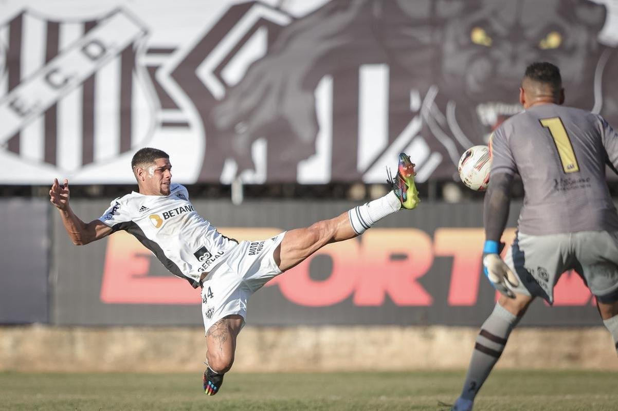 Atltico visitou o Democrata-GV neste sbado (4/3), em Governador Valadares, pela 8 rodada do Campeonato Mineiro.