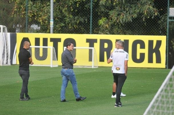 Veja fotos do treino na Cidade do Galo 