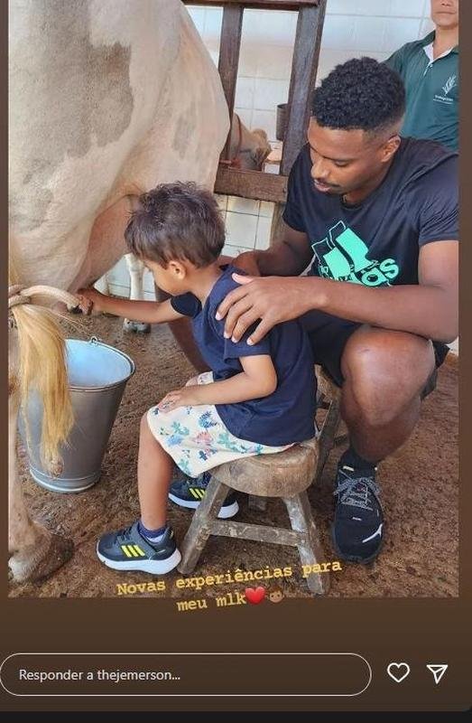 Jemerson e o filho na fazenda 