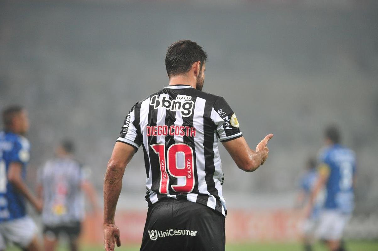 Fotos do jogo entre Atltico e Grmio, no Mineiro, em BH, pela 19 rodada do Campeonato Brasileiro