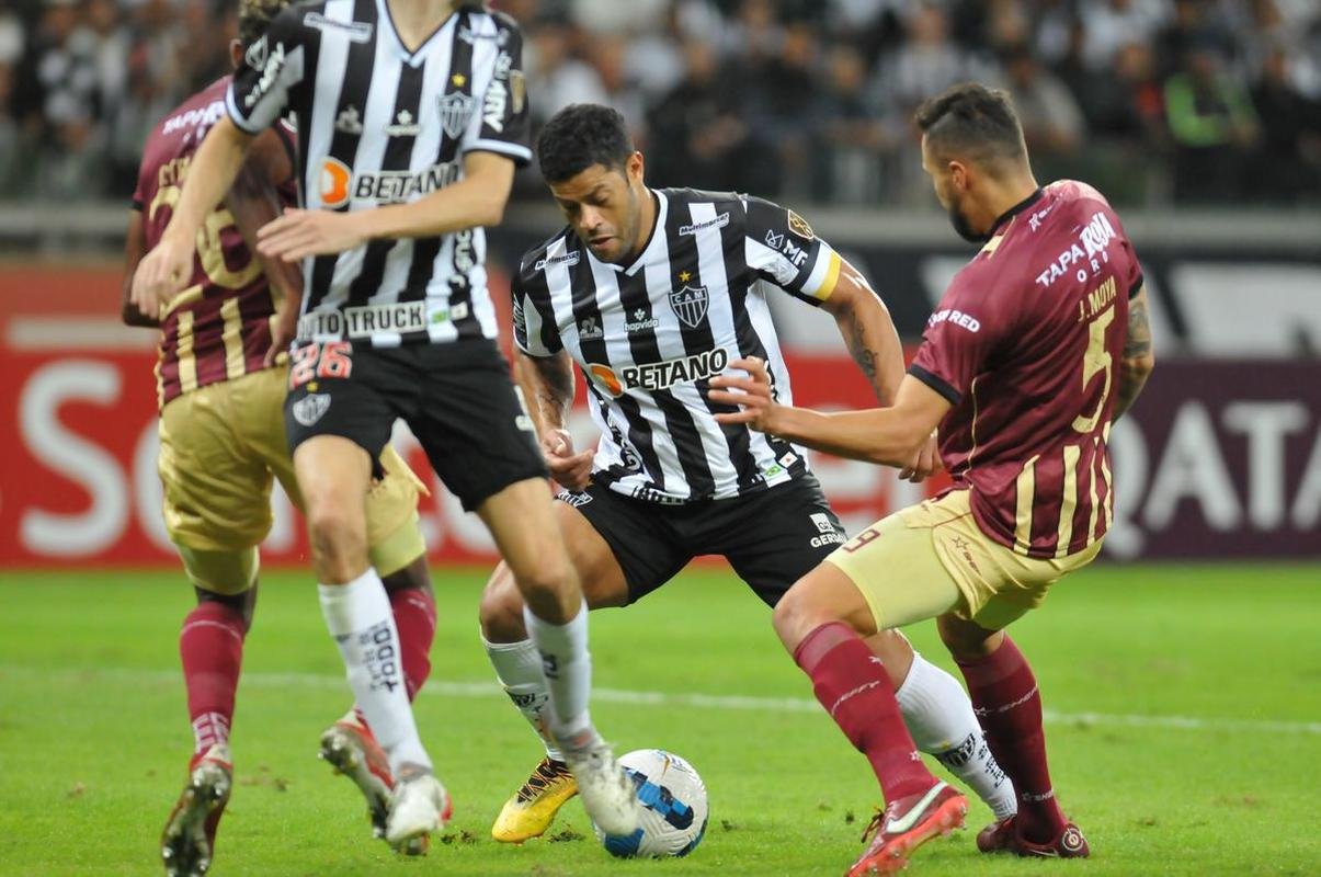 Atltico e Tolima se enfrentaram na noite desta quarta-feira (25), no Mineiro, em Belo Horizonte. A partida foi vlida pela 6 rodada da fase de grupos da Copa Libertadores da Amrica.