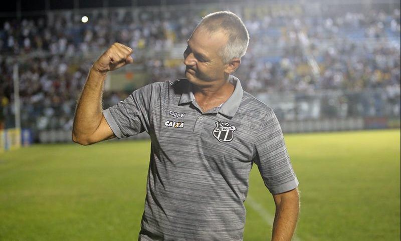 Opine: você aprovou a contratação do técnico Lisca pelo América?