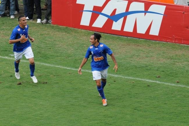 Martinuccio (atacante) - tecnicamente, mostrou qualidade quando esteve em campo. Em 2012, disputou 10 jogos e marcou quatro gols. O problema  que sempre conviveu com leses na perna e, consequentemente, teve a sequncia prejudicada. Por conta disso, fez apenas 20 partidas em dois anos no Cruzeiro.