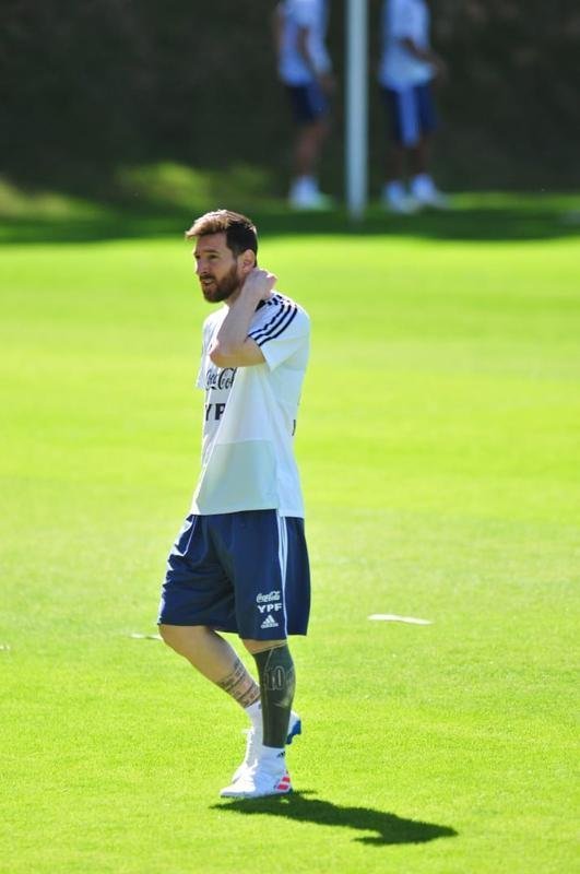 Imagens do treinamento da Argentina na Cidade do Galo