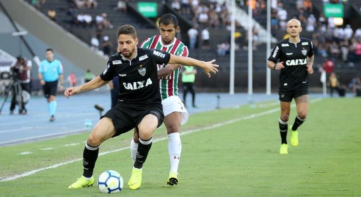 Tcnico Levir Culpi fez sua reestreia no comando do Atltico contra o Fluminense neste domingo, no Estdio Nilton Santos