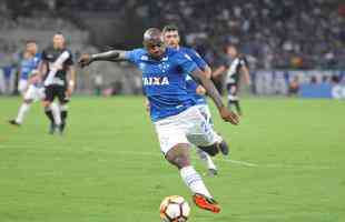 Fotos do segundo tempo do duelo entre Cruzeiro e Vasco, no Mineiro, pela Copa Libertadores