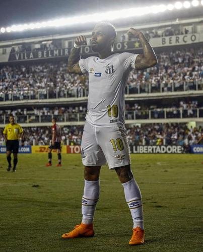2018 - Rômulo, do Avai, Neílton, do Vitória, e Gabigol, do Santos (foto), foram os artilheiros com quatro gols