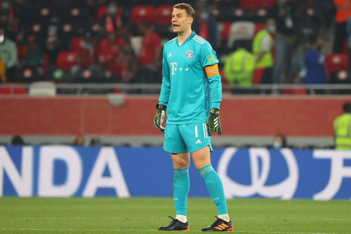 Bayern de Munique derrotou egpcios do Al Ahly por 2 a 0, com dois gols do polons Robert Lewandowski, e se garantiu na deciso do Mundial de Clubes contra o Tigres, do Mxico