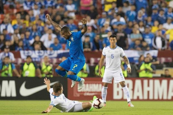 Seleo Brasileira no teve dificuldade para vencer El Salvador no amistoso em Washington