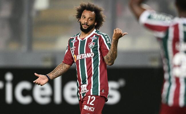 Lateral ex-Real Madrid e Seleção Brasileira teve boa atuação contra o Sporting Cristal, pela Copa Libertadores
