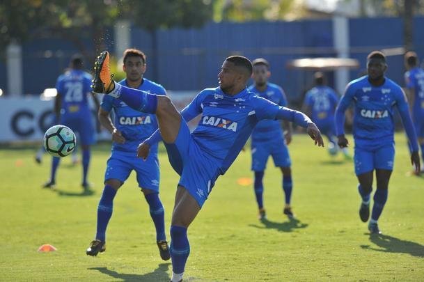 Imagens do treino do Cruzeiro na ltima atividade em Belo Horizonte antes da viagem ao Rio de Janeiro, para a final da Copa do Brasil contra o Flamengo, quinta-feira (7), no Maracan