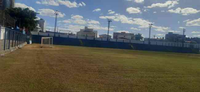 Estádio José Maria Melo, em Montes Claros, cedido pelo Cassimiro de Abreu para sediar jogos de novo clube no Campeonato Mineiro da Segunda Divisão