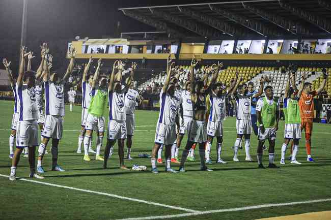 AO VIVO  Vitória para retomar a confiança - Live de Pós-Jogo - Cruzeiro  2x0 Paraná - Diário Celeste