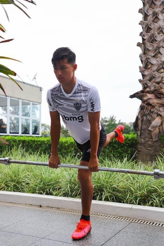 Fotos do primeiro treino de Hulk no Atlitco