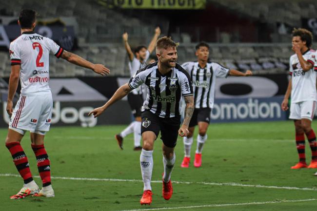 Brazil's Fortaleza Matheus Jussa and Argentina's River Plate