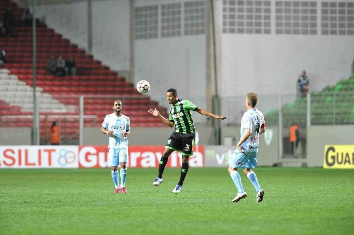 Amrica e Londrina se enfrentaram no Independncia, pela 18 rodada da Srie B do Brasileiro