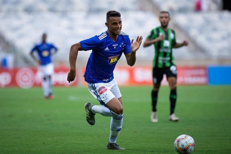 Welinton - Valor de mercado em 27/11/2019: 50 mil euros. Sem nova avaliao em 08/04/2020.