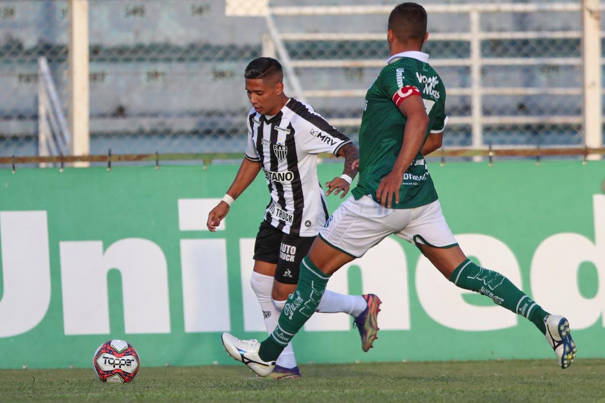 Em Poos de Caldas, Atltico  derrotado pela Caldense, de virada, por 2 a 1, pela sexta rodada do Campeonato Mineiro 