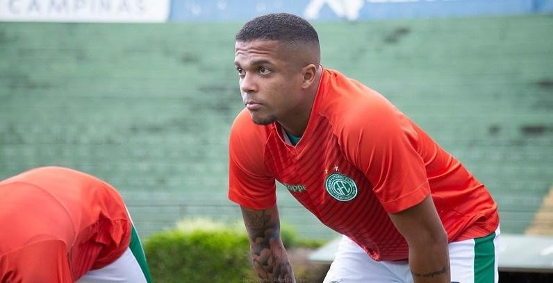 Erick Daltro: Contratado durante a disputa da Srie C do ano passado, Daltro disputava posio com William Simes. Com a ascenso do jovem Kevyn, atual dono da posio, Erick perdeu ainda mais espao e foi emprestado ao Guarani. Pelo clube campineiro, so cinco jogos e nenhuma participao em gol. Alm disso, s foi titular uma vez pelo Bugre - vale ressaltar que tambm foi aproveitado no sub-23, jogando os 90 minutos contra o gua Santa, pela Copa Paulista.