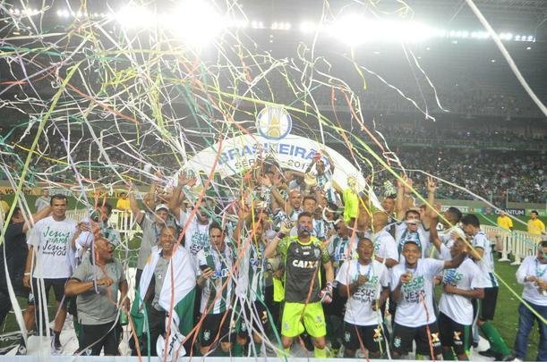 Festa do Amrica e da torcida no Independncia com o bi da Srie B em 2017