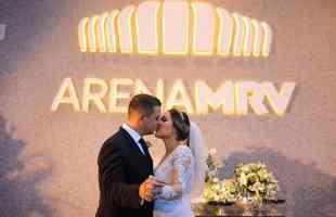 Imagens do casamento de Kathleen Nogueira Fernandes Maestro e Samuel Maestro Silveira, na Arena MRV