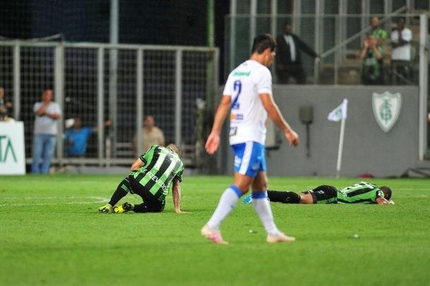 Amrica perdeu para o So Bento por 2 a 1, pela 38 rodada da Srie B do Campeonato Brasileiro 