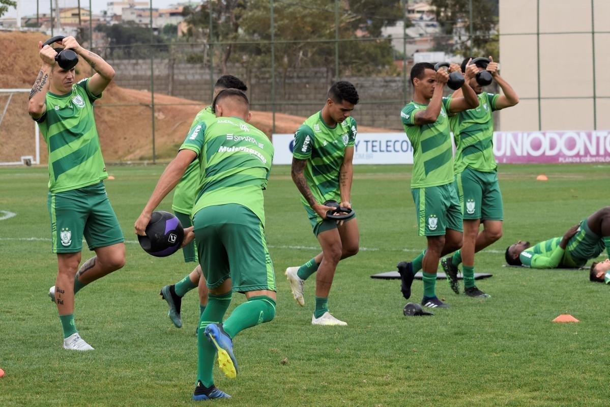 Coelho encara o Xavante nesta tera-feira, s 20h30, no Independncia