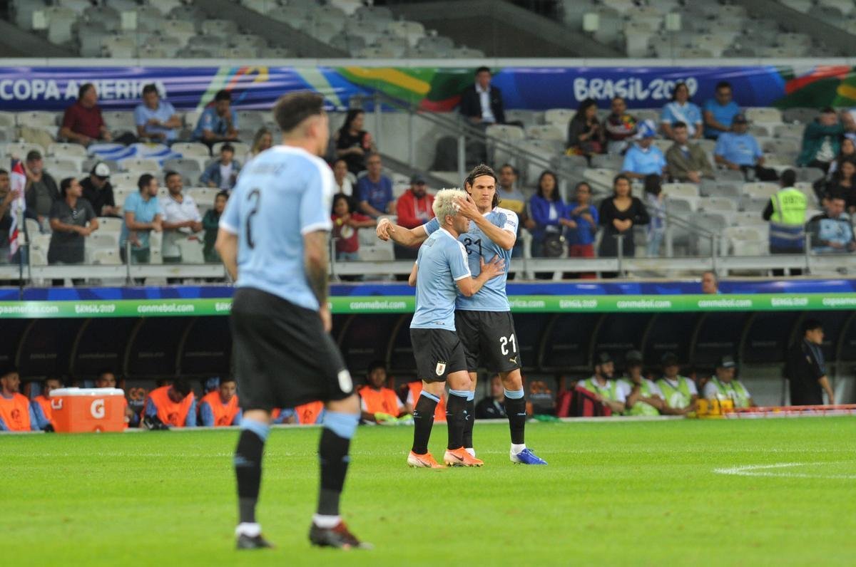 Fotos de Uruguai x Equador, no Mineiro