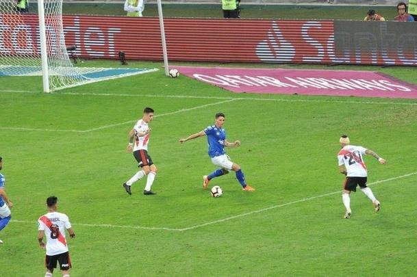 Lances do segundo tempo do duelo entre Cruzeiro e River Plate pela Copa Libertadores