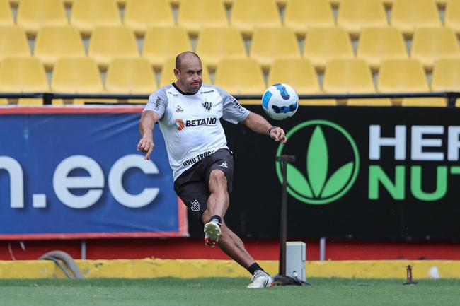 Atlético treina em Guayaquil antes do jogo contra o Emelec