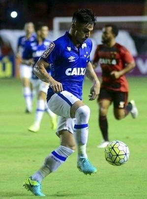 Imagens do jogo entre Sport e Cruzeiro na Ilha do Retiro