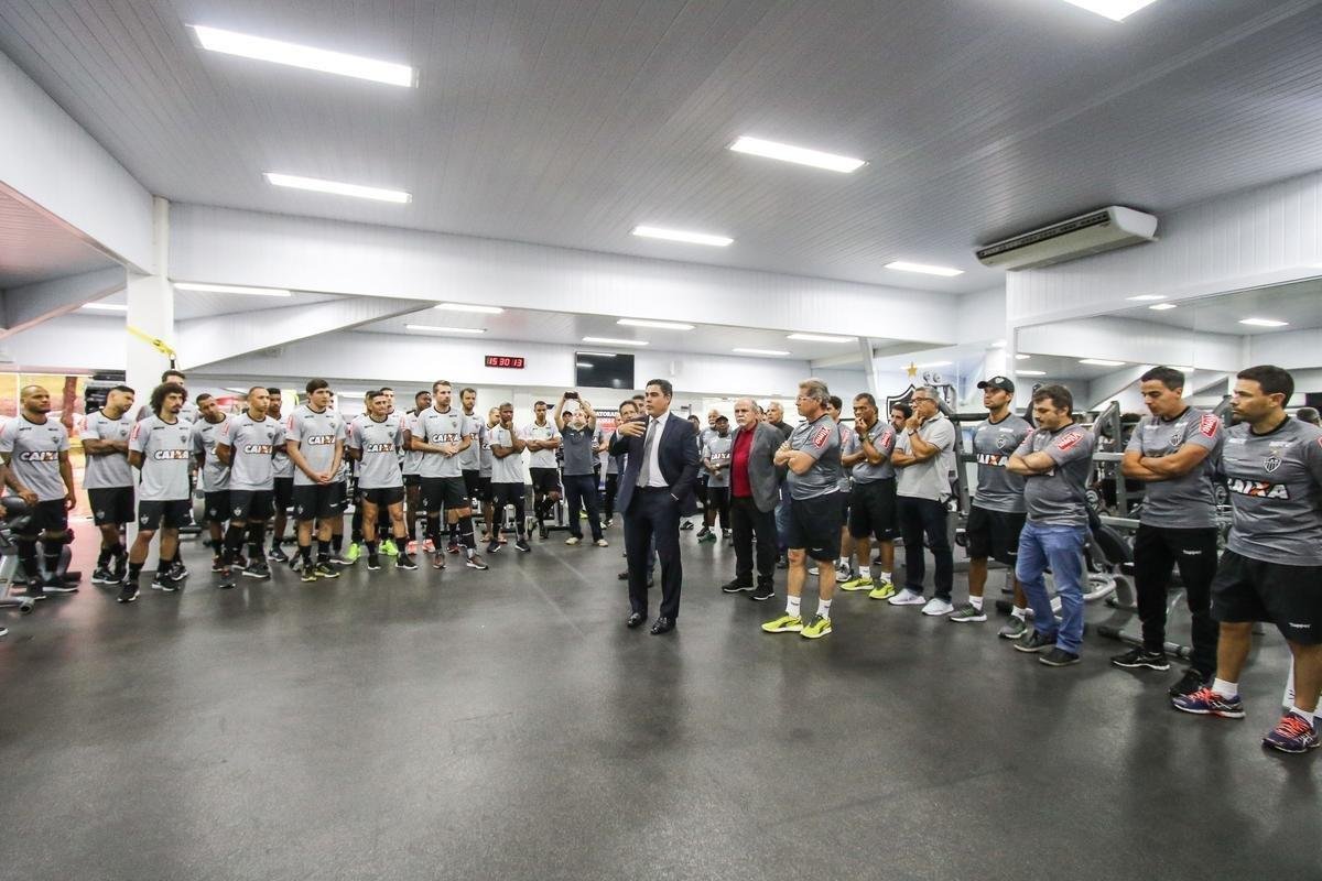 Veja fotos dos jogadores do Atltico no dia da reapresentao