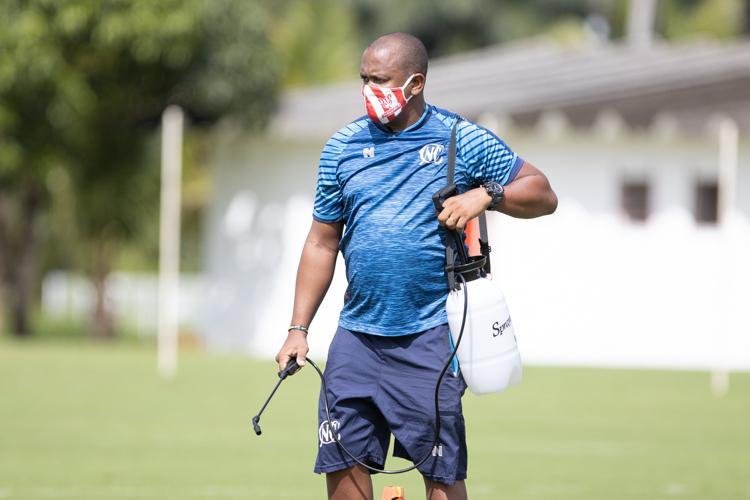 Com o elenco separado em quatro grupos, Náutico realiza primeiro dia de treinos, no Centro de Treinamento Wilson Campos, no bairro da Guabiraba, após quase três meses da suspensão das atividades, por conta da pandemia do coronavírus