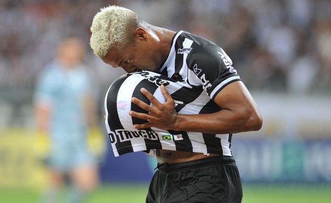 Keno marcou o segundo gol do Galo sobre a Caldense na vit�ria por 3 a 0