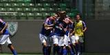 Rafael Silva marcou gol sobre rival e comemorou imitando galinha