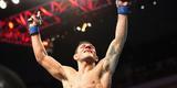Fotos da vitria de Rafael dos Anjos, que valeu o cinturo dos leves do UFC