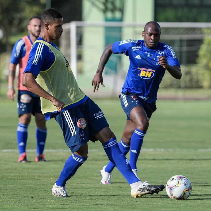Em Atibaia, Cruzeiro iniciou preparao para o duelo diante da Ponte Preta