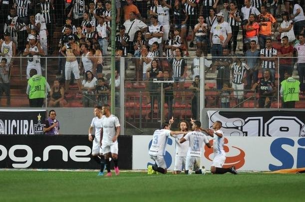 Fotos do jogo entre Atltico e Grmio