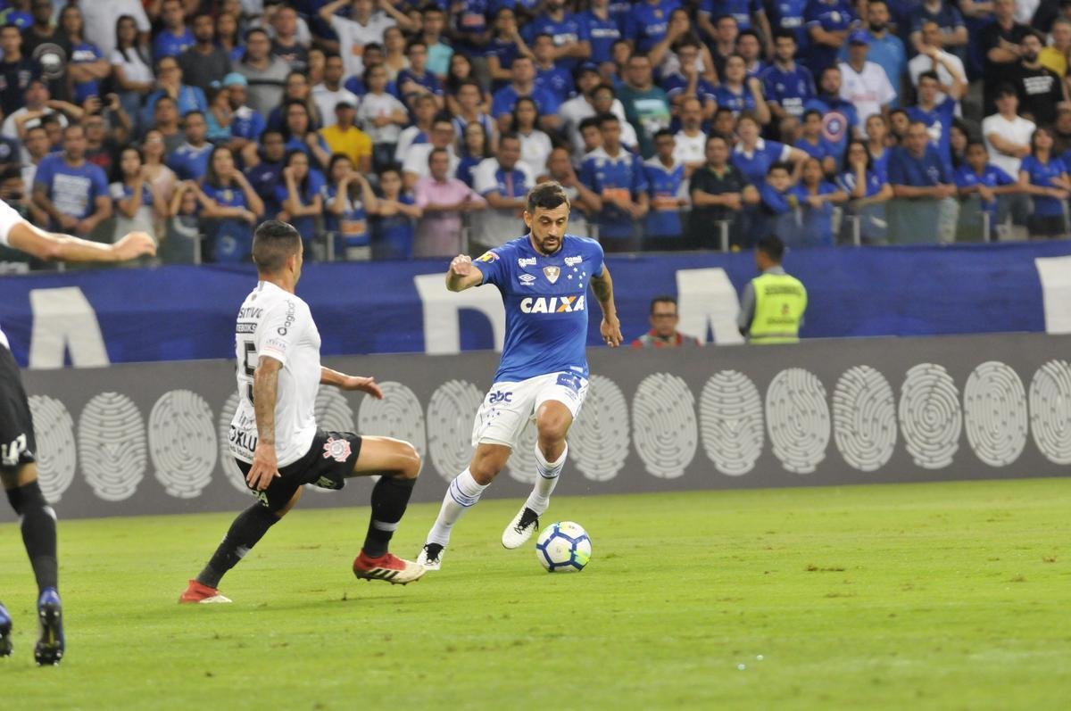 Fotos de Cruzeiro x Corinthians, no Mineiro, pela 34 rodada do Campeonato Brasileiro