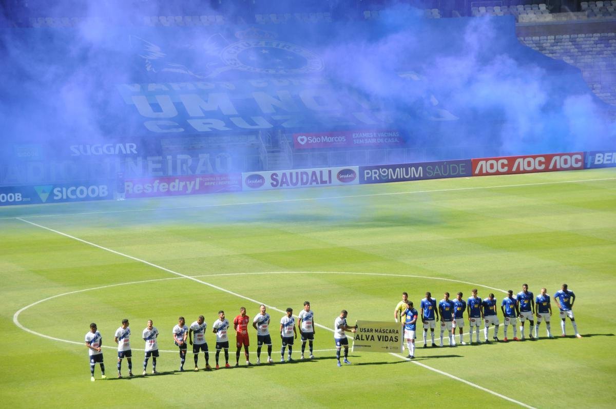 Na retomada do Campeonato Mineiro, Cruzeiro e URT se enfrentaram no Mineiro