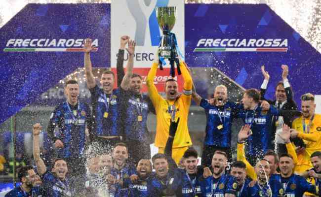 Inter e Juventus se enfrentaram no Giuseppe Meazza para decidir o título da Supercopa da Itália