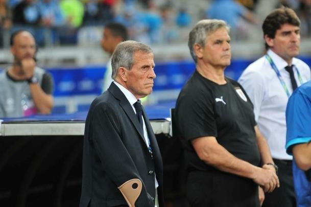 Fotos de Uruguai x Equador, no Mineiro