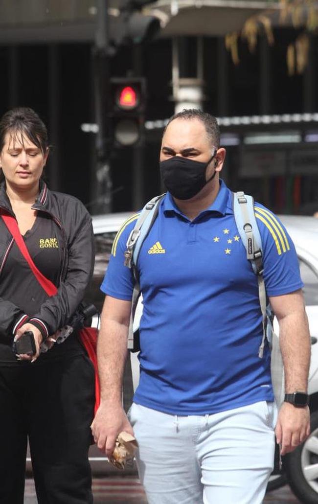 Na manh seguinte ao acesso do Cruzeiro, Belo Horizonte amanheceu 