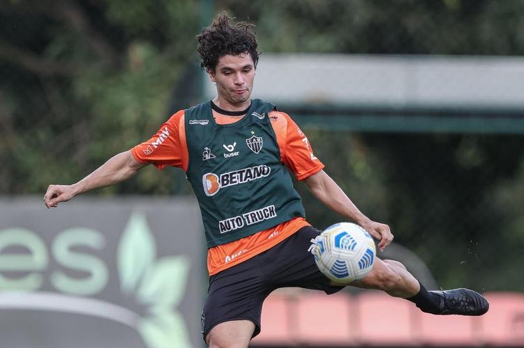 Após a eliminação na Libertadores diante do Palmeiras, jogadores do Atlético se reapresentaram na Cidade do Galo e realizaram treinamento visando o duelo contra o Internacional, pelo Campeonato Brasileiro