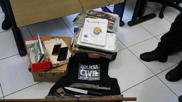 Polícia foi à sede das torcidas organizadas Máfia Azul e Pavilhão Independente nesta terça-feira