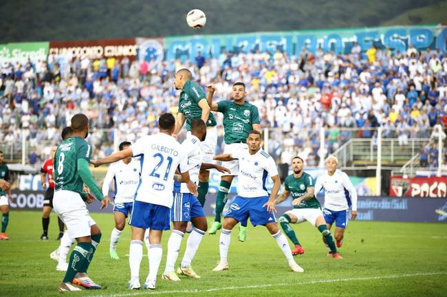 Fotos do jogo entre Caldense x Cruzeiro, no estádio Ronaldão, em Poços de Caldas, pela 7ª rodada do Campeonato Mineiro