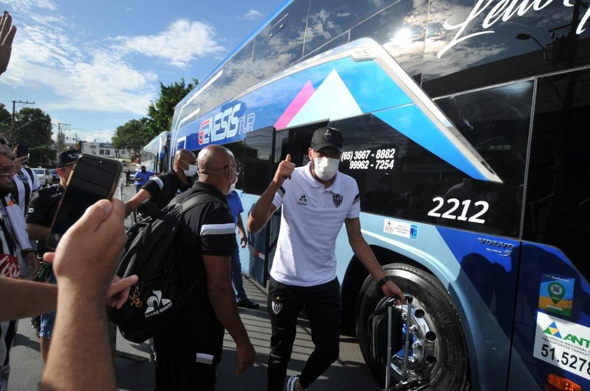 Delegao alvinegra chegou a Cuiab para final da Supercopa do Brasil entre Atltico e Flamengo
