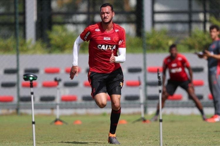 Rver (Flamengo) - 33 anos - 5 jogos no Campeonato Brasileiro -  titular do Flamengo. O zagueiro jogou poucas vezes porque sofreu uma leso no ombro. Desde ento, no voltou aos gramados.