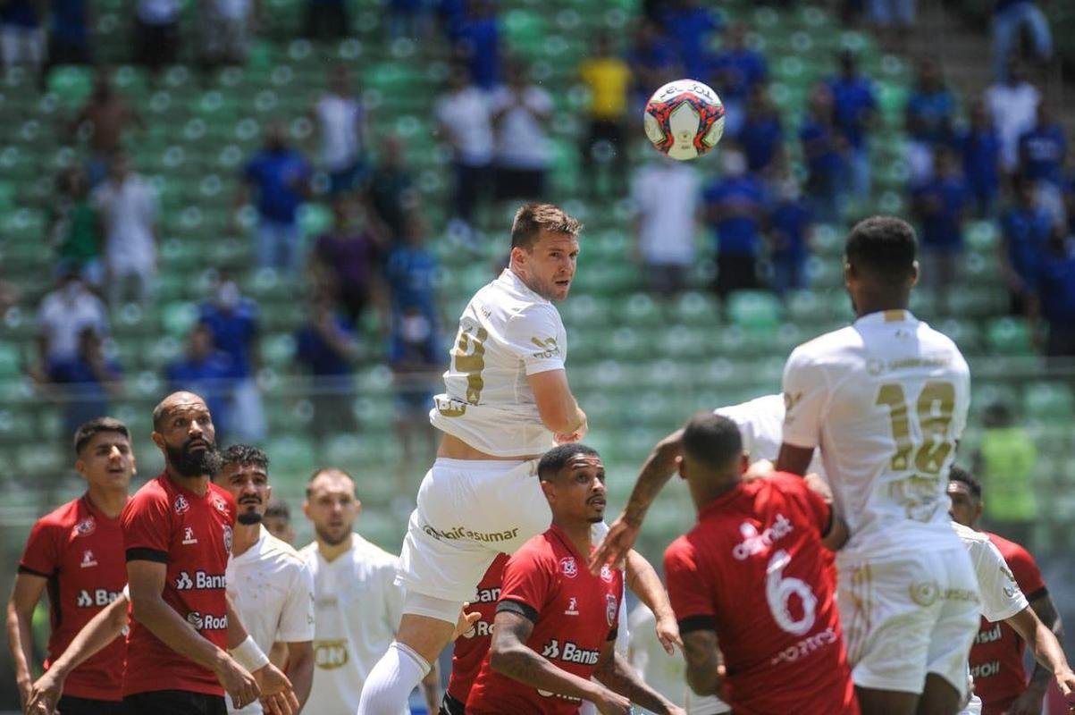 
Cruzeiro e Brasil de Pelotas-RS tm objetivos distintos na Srie B 