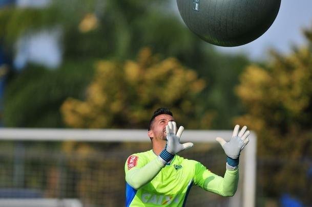 Fotos do ltimo treino do Cruzeiro antes de enfrentar o Grmio (Alexandre Guzanshe/EM D.A Press)